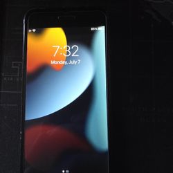 
iPhone 7 (Unlocked Wi-Fi Only, No SIM)