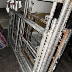 Scaffolding + Base Kit