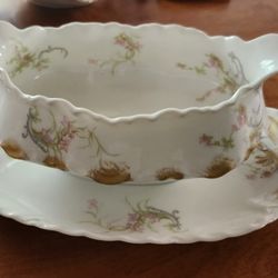 Haviland & Co. Limoges France, Antique Gravy Boat And Dish