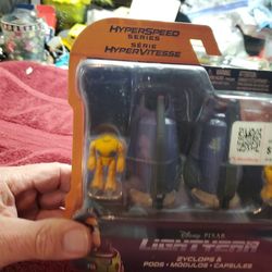 Disney  PIXAR  LIGHTYEAR  