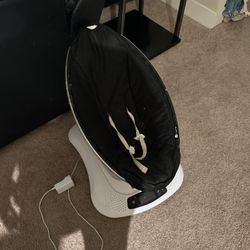 4 Mom Swing 