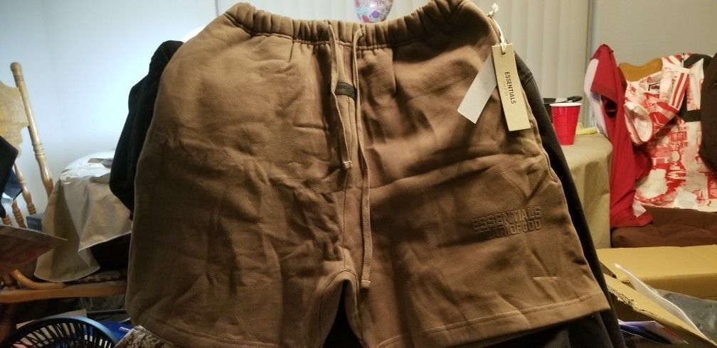 Men's Essentials Shorts