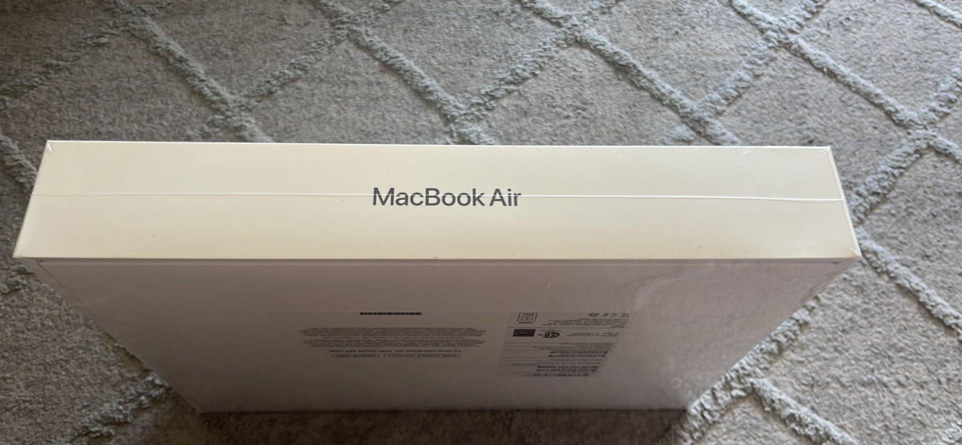 Brand New Sealed MacBook Air M2 – 13” | 8GB RAM | 256GB SSD