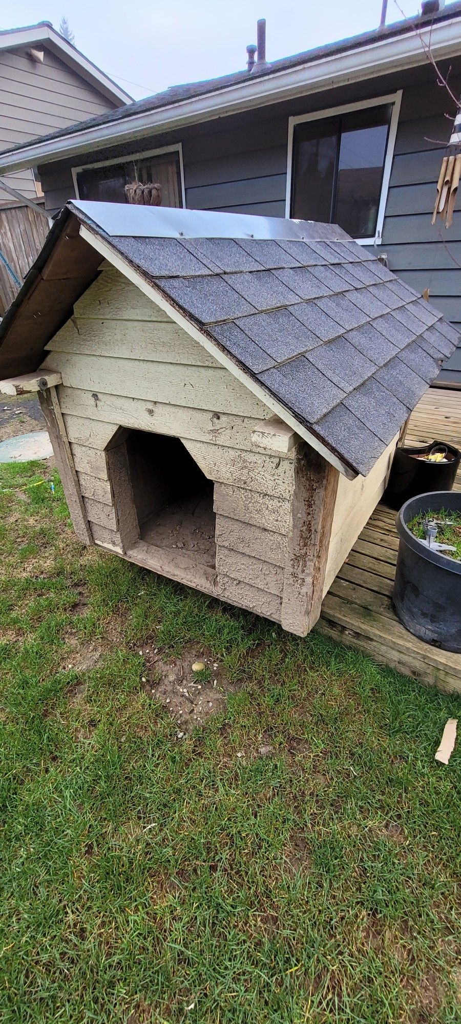 Free Dog House Havy  2×4 Wall Insulated 