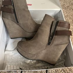 Womens Boots