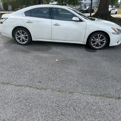 2014 Nissan Maxima