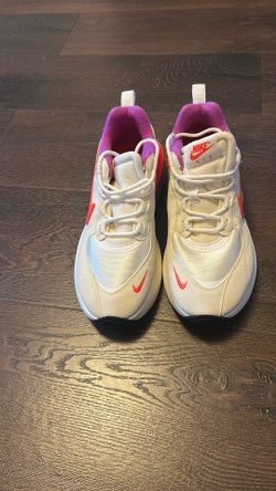 Women’s Nike Air Max Verona White Crimson Sneakers