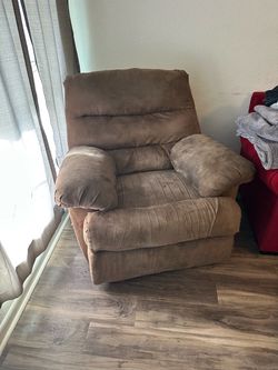 Comfortable Brown Recliner