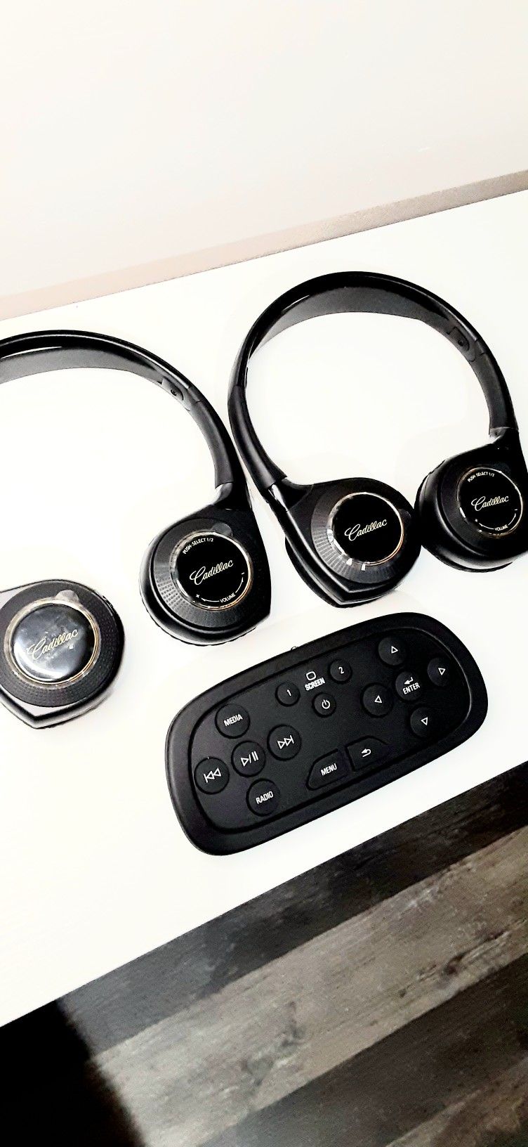 Cadillac Dual Channel Wireless