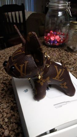 Real Louis Vuitton French Bulldog Keychain for Sale in San Diego