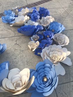Paper flowers for backdrop decor