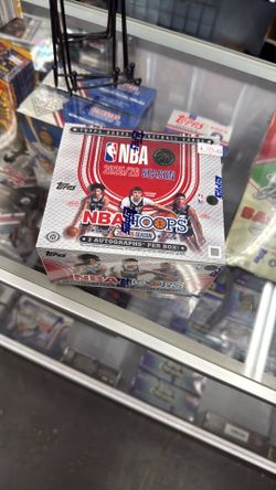 2025–26 Topps NBA Hoops Basketball Hobby Box — $725  Brand-new and factory sealed!  🏀 2 autographs per box 🔥 Chase the NBA’s hottest rookies and sup