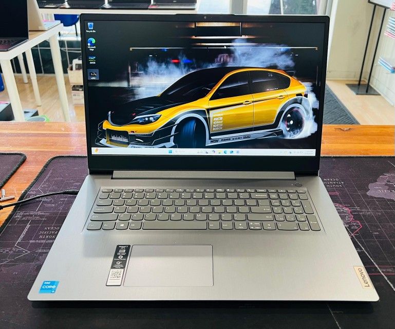 Lenovo iDeaPad 17” 82H9 2021 Core i3-11th Gen 12GB 256GB SSD Windows 11