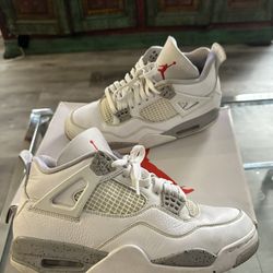 Jordan 4 Oreo Size 8.5