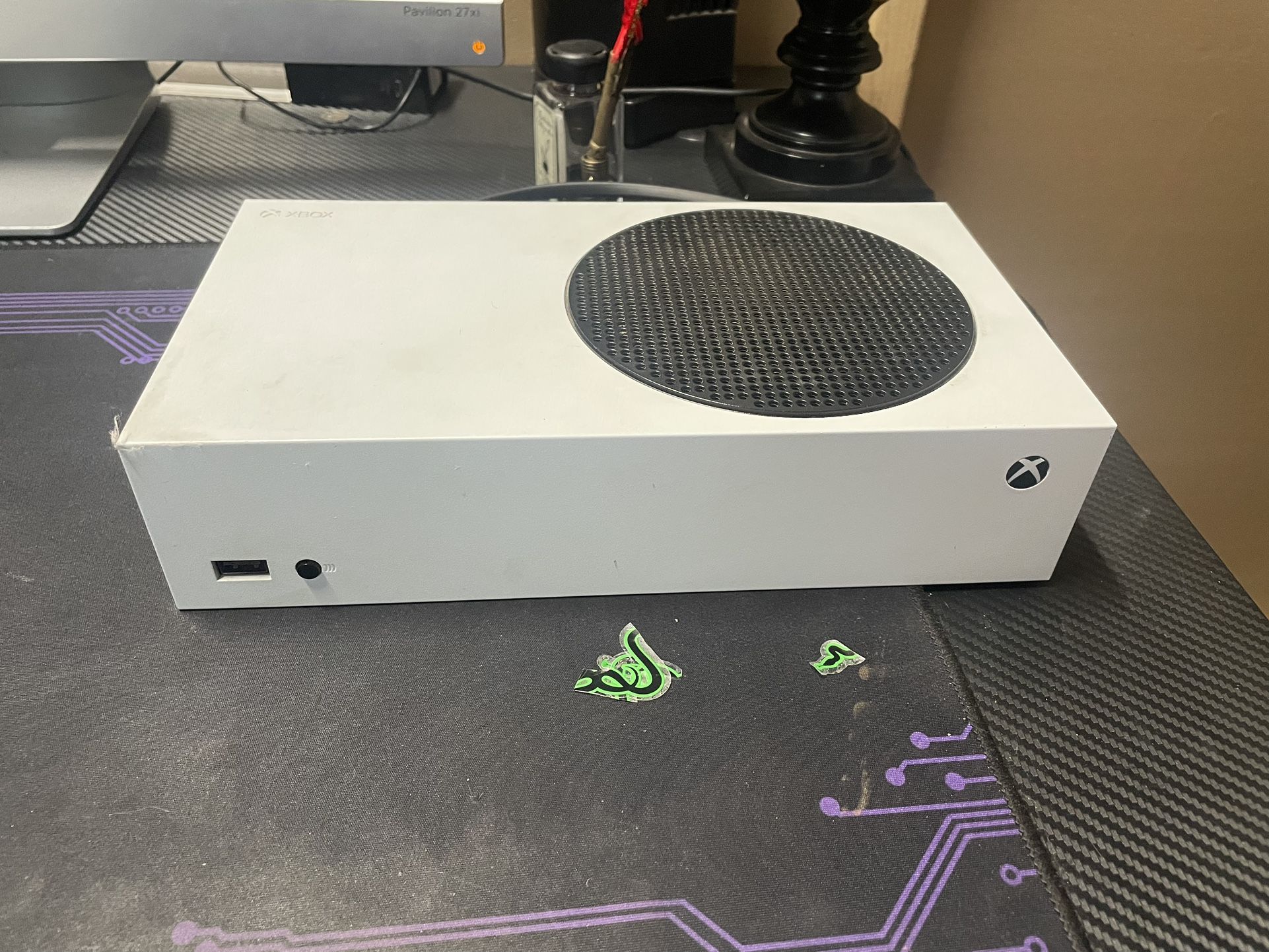 White Xbox One for Sale in Riverside, CA OfferUp
