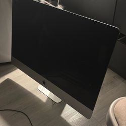 APPLE 21.5” DESKTOP 