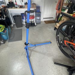Park Tool Repair Stand 10.2