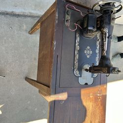 Sewing Machine 