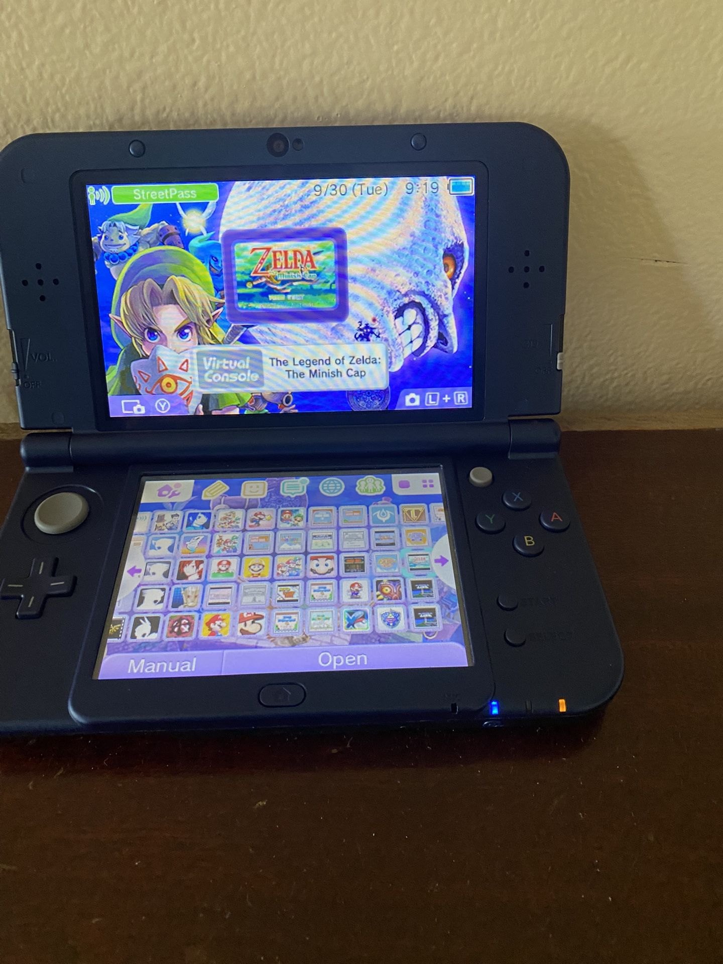 Nintendo 3DS XL Galaxy Purple Edition