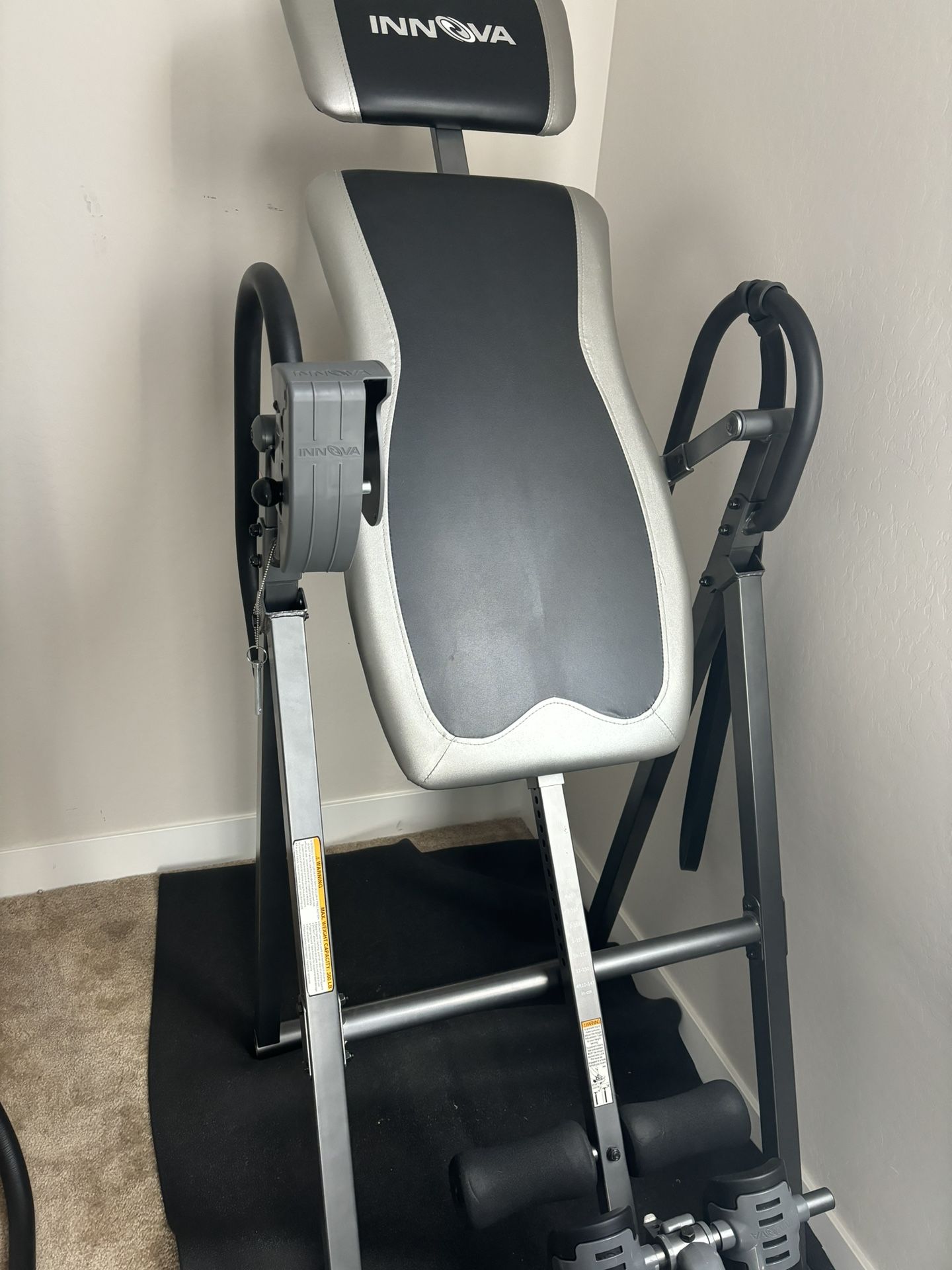 Innova Inversion Table