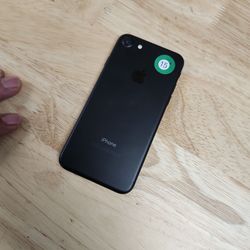 Iphone 7 32gb  unlock any sim