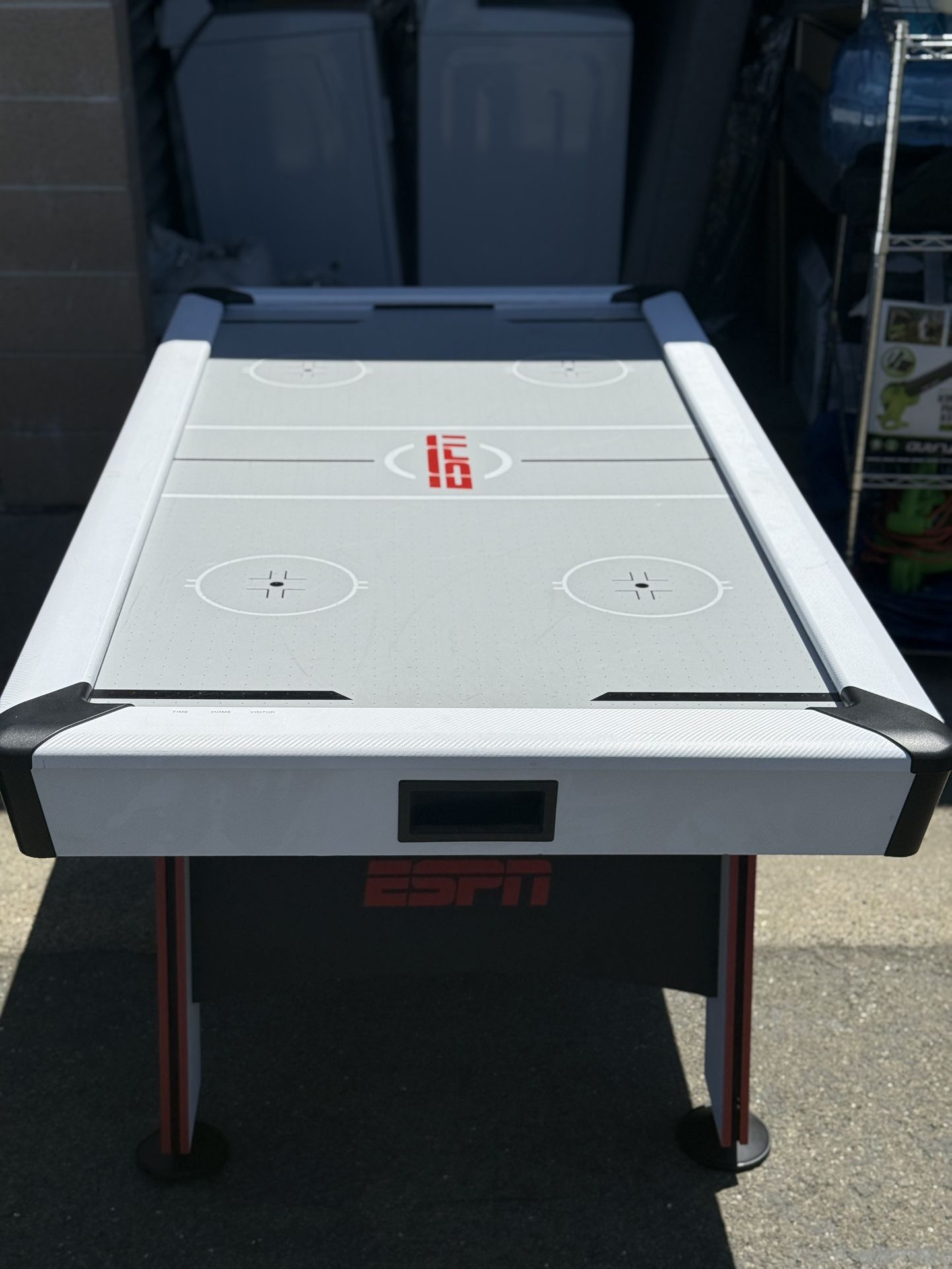 Air Hockey Table