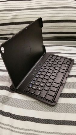 Bluetooth keyboard and case for Apple mini ipad 1/2/3.