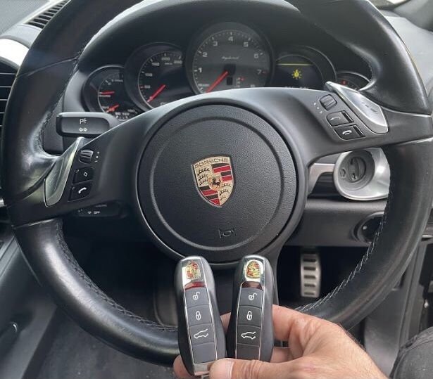 Porsche new key fob Porsche Cayenne key Porsche Macan key Lost key