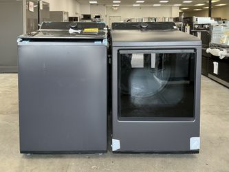 LG 5.5 cu. ft. Washer w/TurboWash3D 7.3 cu. ft. Vented Electric Dryer w/EasyLoad Door & Sensor Dry
