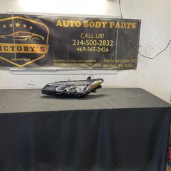 TOYOTA AVALON HEADLIGHT LH 2019-2022 OEM