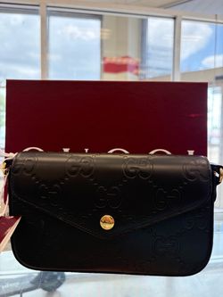 Louis Vuitton purse