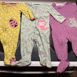 Girls Size 6-9M Footies!