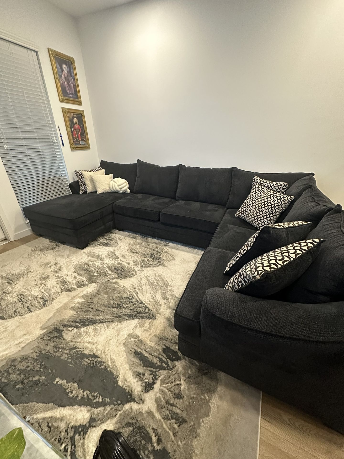 Sectional couch