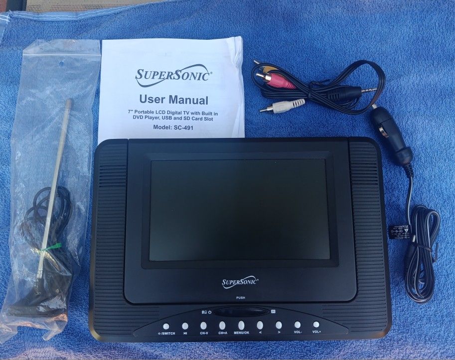 Portable LCD TV