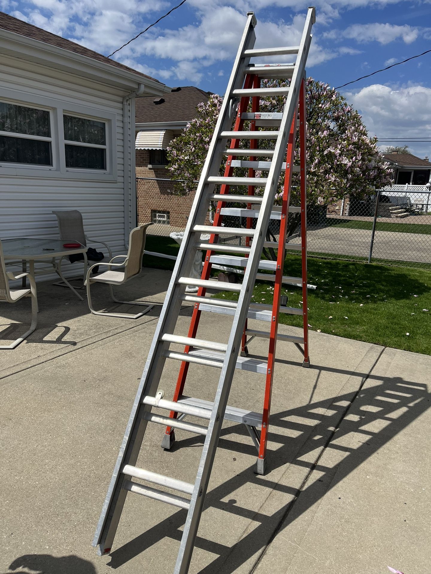Save $170 As Like New 32’ Extendable Ladder