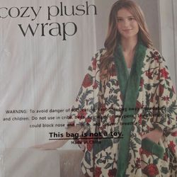 Plush wrap blanket