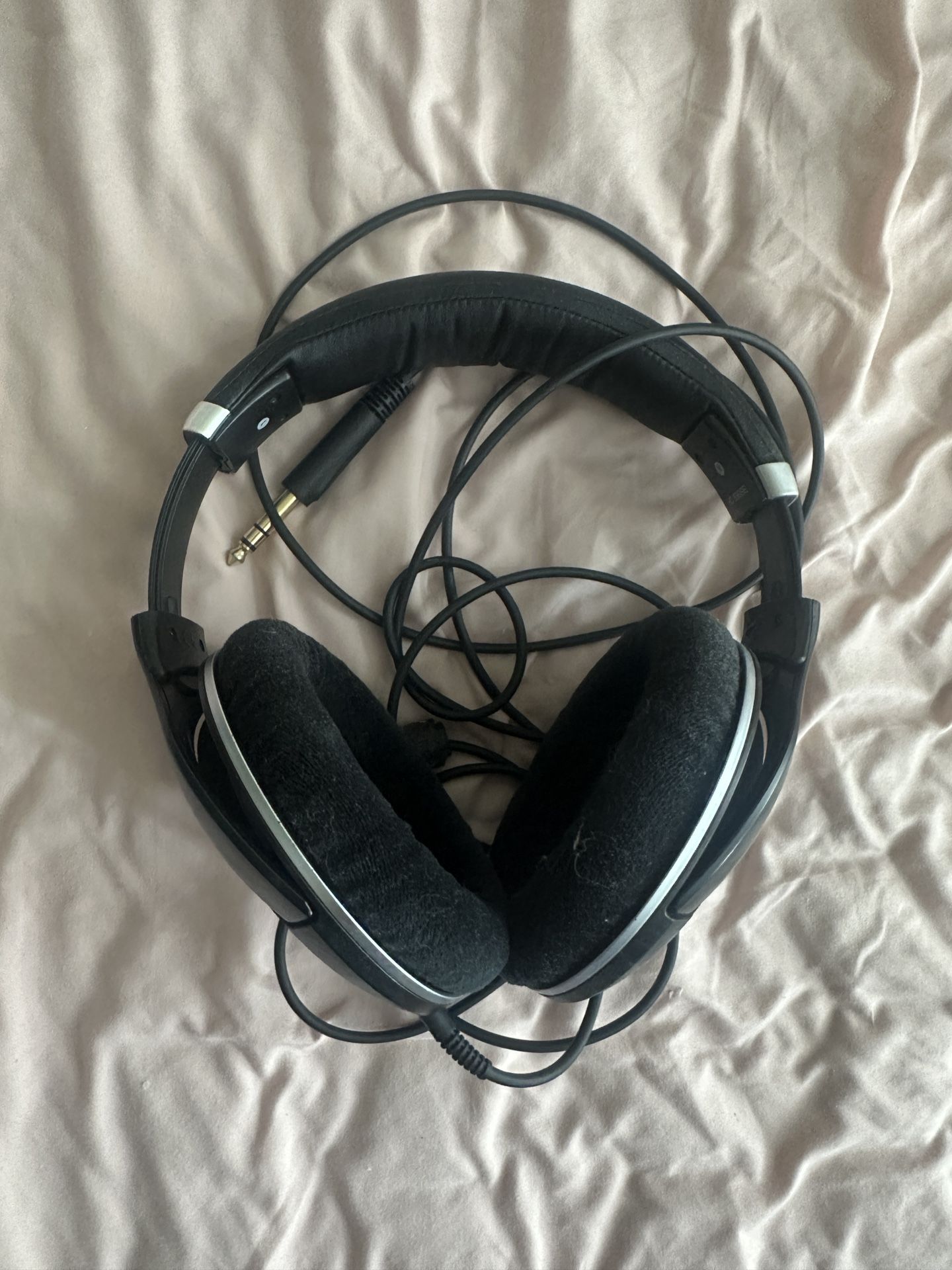 Sennheiser HD 599SE Open Back Headphones
