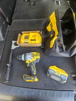 DeWalt 20V XR Brushless Drill Set with Batteries and Charger