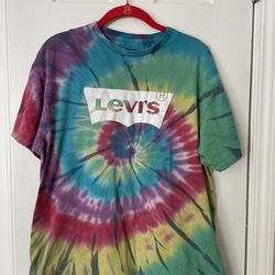 Tie Die Levi’s T-Shirt