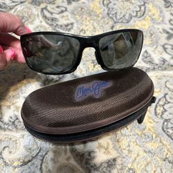 Like New Maui Jim Sunglasses W Case