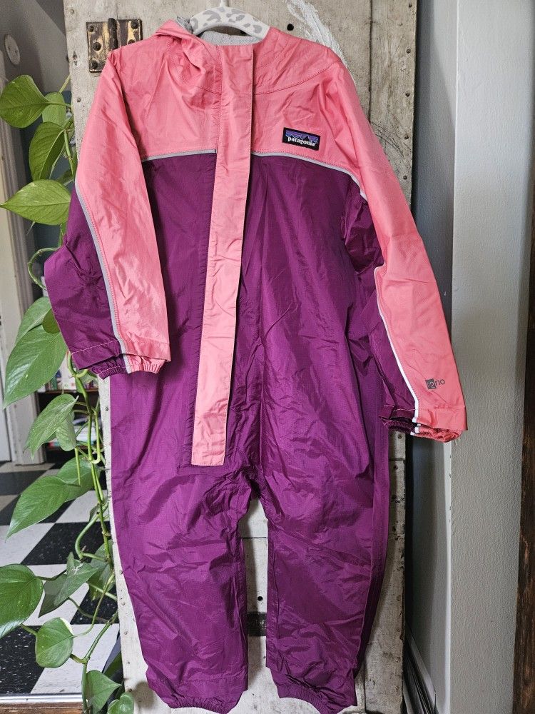 Patagonia Torrentshell Toddler Rain Suit
GUC