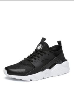 Nike Huaraches size 6