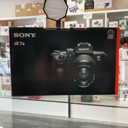 Sony A7 III Kit With 28-70mm 