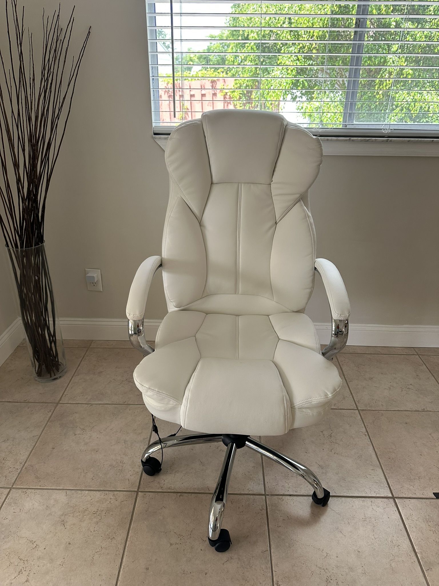 Office Chair Like New