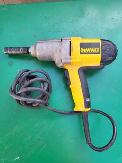 Dewalt 1/2" Impact Wrench Gun