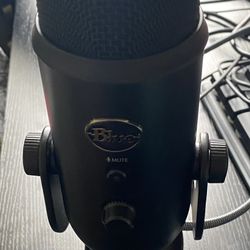 Blue Yeti USB Microphone 