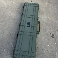 APACHE 9800 Weatherproof Protective Case