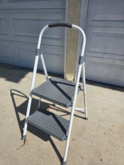 Lot of 2 Folding 2-Step Step Stools – Cosco & Generic