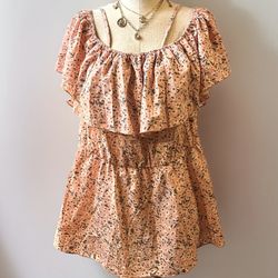  Women’s Floral Tiered Blouse