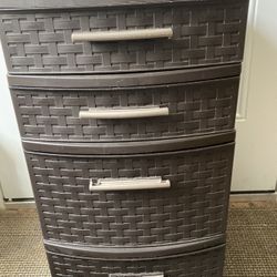 Plastic drawers